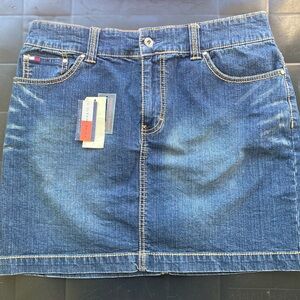 New Sz 10 Tommy Hilfiger Skirt•17in long